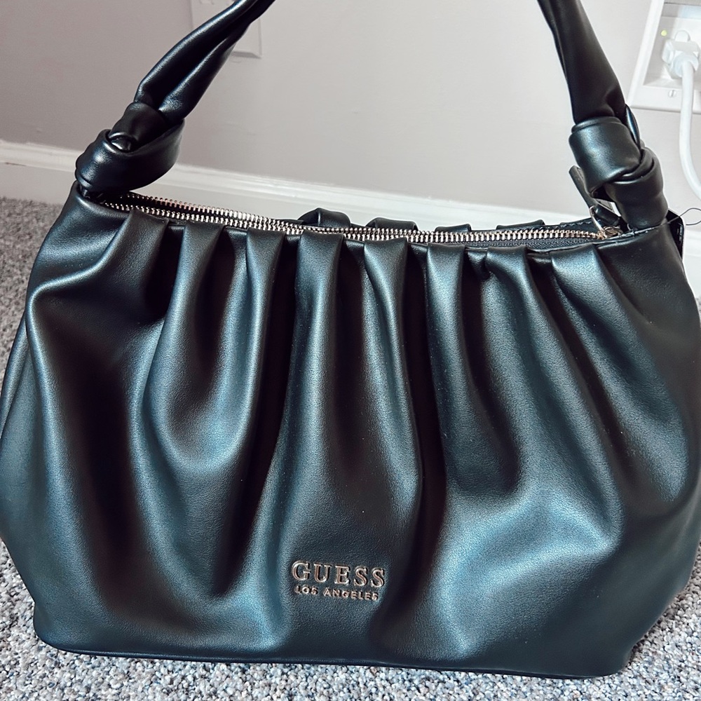 Guess Purse, BRAND NEW, With TAG. Sleek black